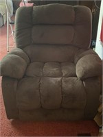 RECLINING MASSAGE CHAIR