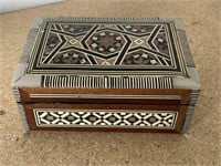Fine Egyptian Inlay Dresser Box