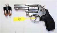 Gun21-Smith & Wesson Pistol, Mdl 65-5, 357 cal
