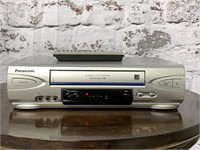 Panasonic 4-Head VHS Hi-Fi Stereo VCR
