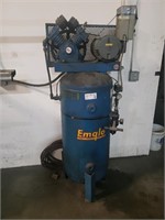 Emglo vertical air compressor