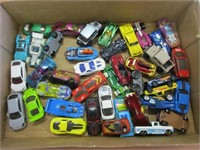 COLLECTION OF 40 HOT WHEELS