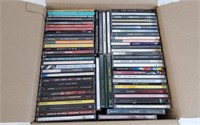 60 CD's musicaux dont Shakira