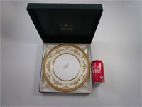 Assiette Foodservice Hall of Fame 1990 English