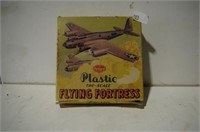 Renwal Plastic Flying Fortress