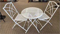 White Metal Bistro Table w/ (2) Chairs