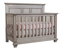 New Oxford Baby Kenilworth 4-in-1 Convertible Crib