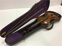 Old Violin in Case w/ Bows
