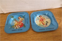 Muncie Ind  Vintage Adv Girly Ashtrays Bank