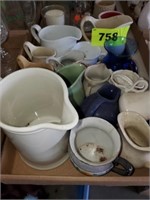 FLAT OF MISC. CREAMERS- SMALL PITCHERS