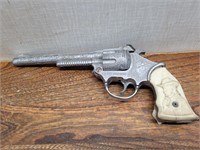 Vintage Kit Carson Cap Gun Flips Opened GWO