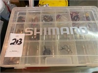 4 qty Plastic Case w/fishing hooks and swivels