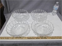 4 Swirl Design Serving Bowls