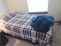 twin bed & blankets