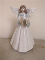 lladro angel figurine