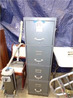 4 Drawer metal filing cabinet
