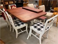 Mahogany double pedestal table w 4 chairs + bench
