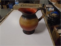 DECOR PITCHER