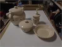 4 PC LONGABERGER POTTERY