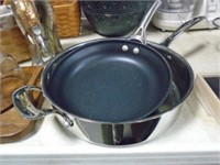CUISINART PAN AND SKILLET