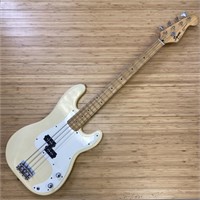 Squire by Fender Precision Bass Guitar w/Case