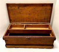 Small Antique Carpenters Box