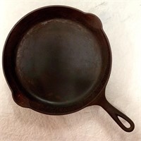 Victor Griswold Skillet with Heat Ring #722
