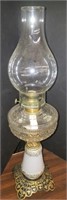 Unique pedestal oil lamp