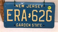 PAIR OF VINTAGE NEW JERSEY LICENSE PLATES