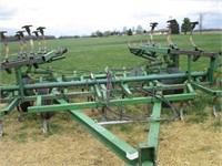 lot 3053- 18'  JD Field cultivator