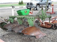 lot 3059- JD 3pt 3 bottom plow