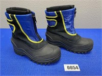 Itasca Boots Size 3 Kids