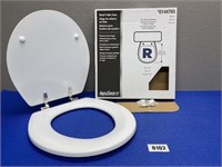 New $10, White Round Toilet Seat