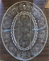 CLEAR GLASS DECORATED DIVIDED DISH. 13"x10"