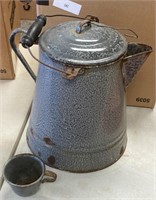 LARGE ENAMEL COFFEE POT WITH CUP  / 12" SHIPS