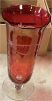 10" TALL / RED GLASS VASE ETCHED / SHIPS