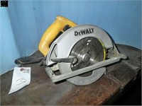 Dewalt 7¼" saw