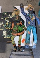 Assorted Vintage Halloween Items