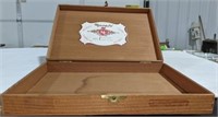 Macabi Dominican Republic Cigar Box