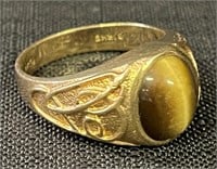 SUBSTANTIAL 10K GOLD RING WITH TIGER EYE