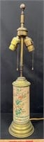 DETAILED ORIENTAL PORCELAIN VASE LAMP