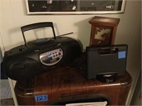 Magnavox Radio and Sony Docking System