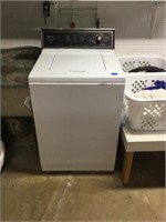 Maytag Washer MUST HAVE HELP TO LOAD AND PROPER