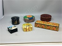 lot- assorted lacquer trinket boxes
