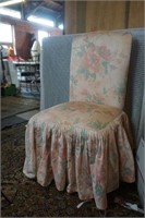 Vintage Broyhill Ladies Chair