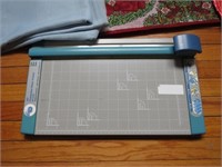 Table Runner (Christmas) Paper Cutter, Curtain