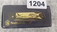 SMITH & WESSON KNIFE