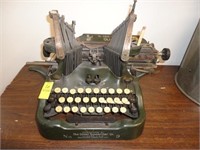 OLIVER #9 TYPEWRITER