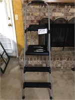 3-Step Ladder / Aluminum
