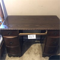 Wooden Desk / (6) Side Drawers